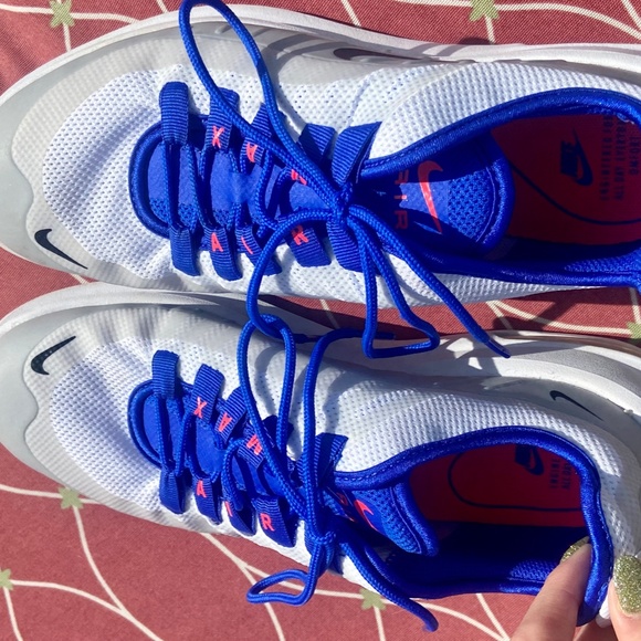 Nike Air Max: Women's White, Cobalt Blue, Coral- AA2168-101 Women- U.S.(8) - Picture 9 of 9